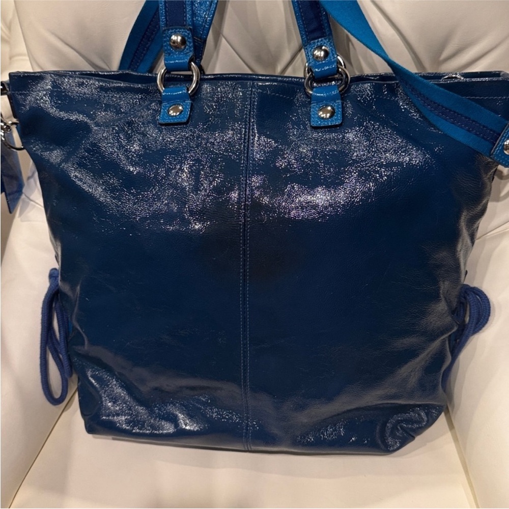 Rare Coach Poppy Spotlight Patent Leather Handbag - Picture 2 of 16
